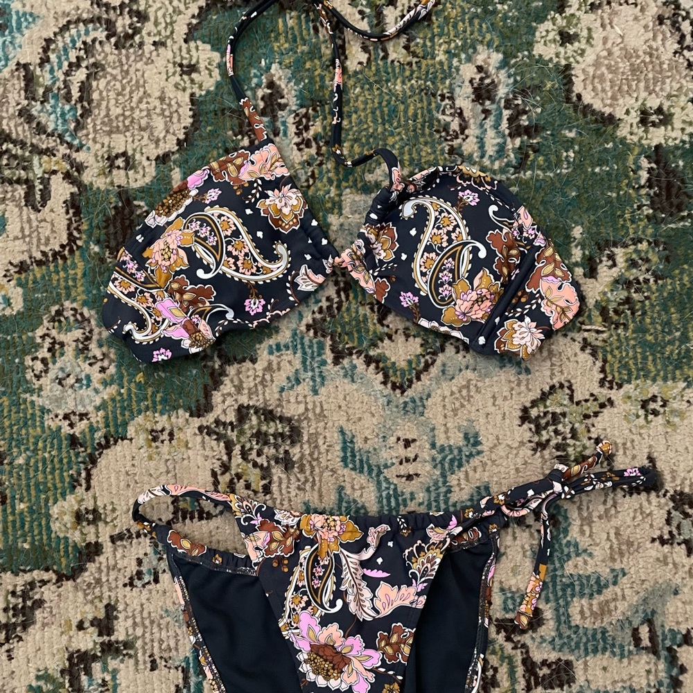Nwot Target bikini